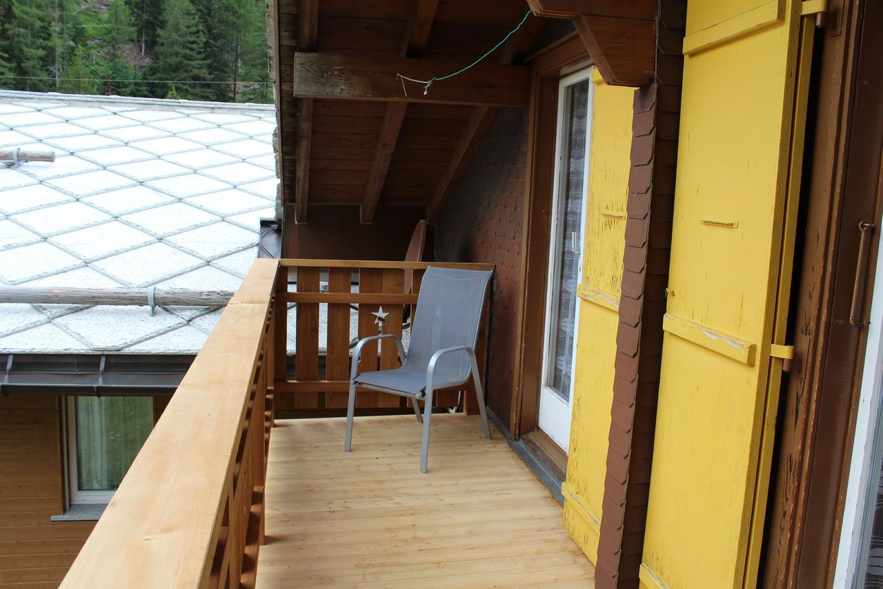 Haus Weideli, Dammstrasse 7 Villa ซาส-กรุนด์ ภายนอก รูปภาพ