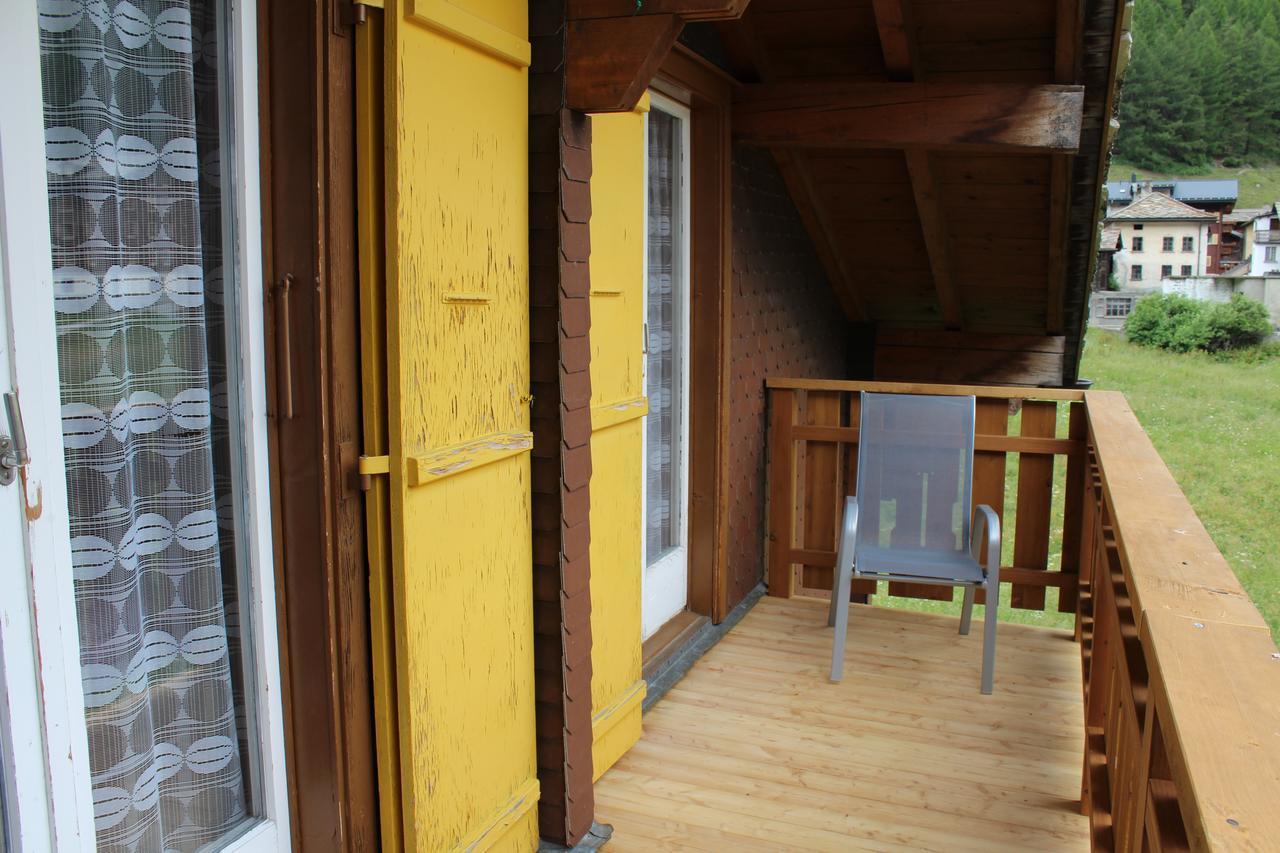 Haus Weideli, Dammstrasse 7 Villa ซาส-กรุนด์ ภายนอก รูปภาพ