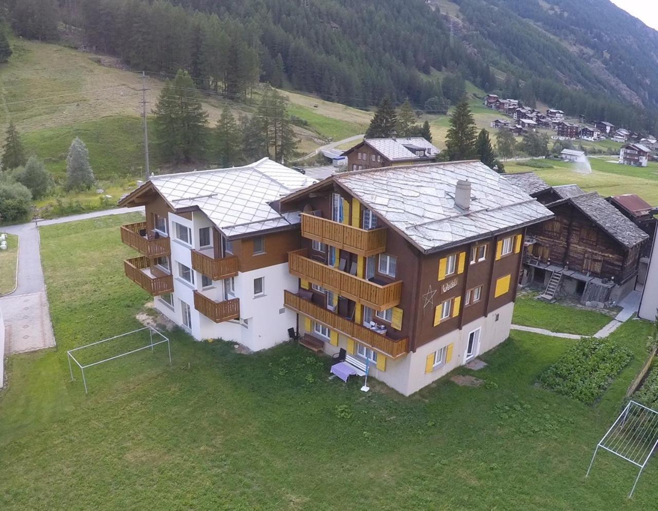 Haus Weideli, Dammstrasse 7 Villa ซาส-กรุนด์ ภายนอก รูปภาพ